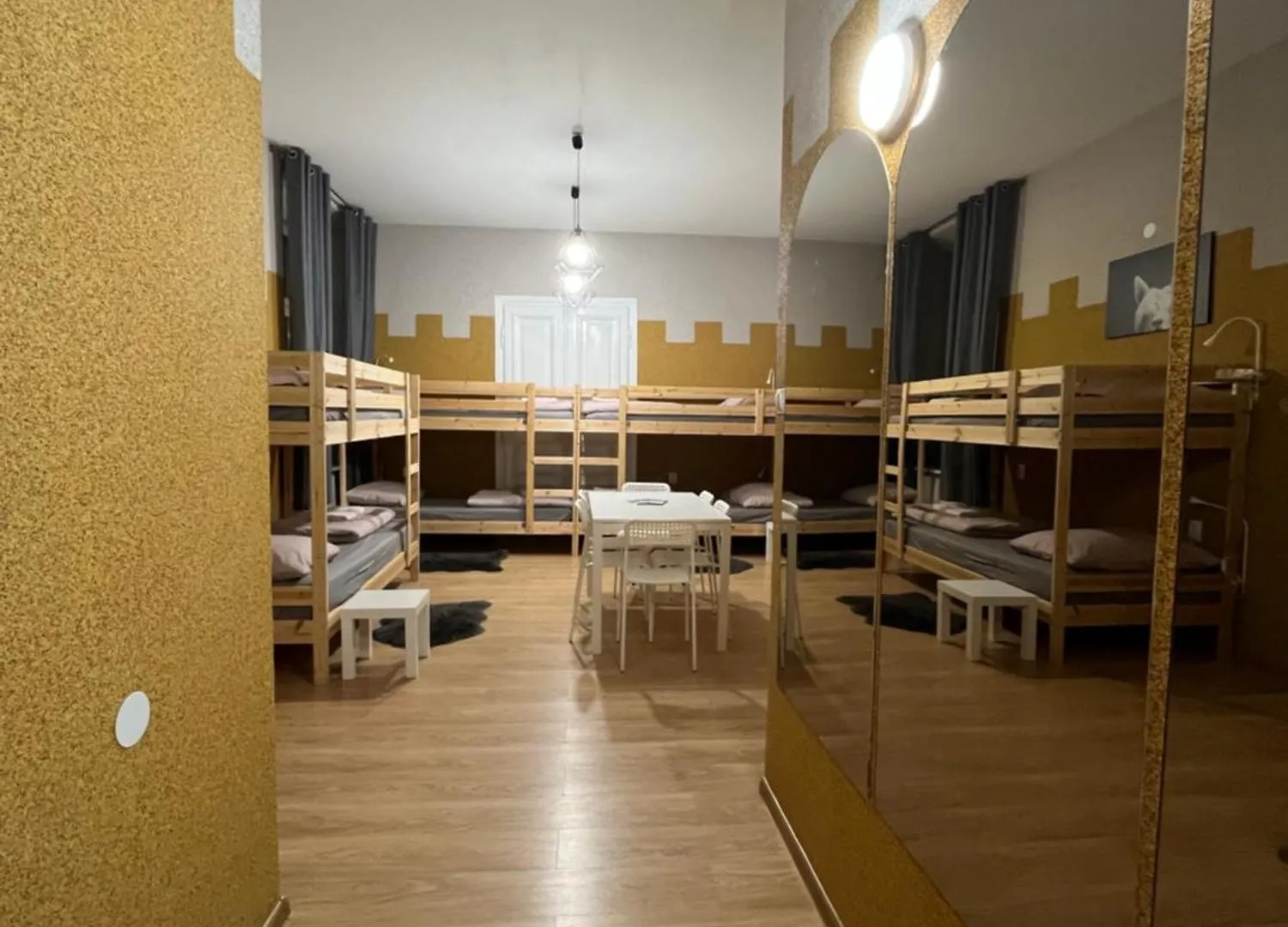 Girls Hostel Krasków