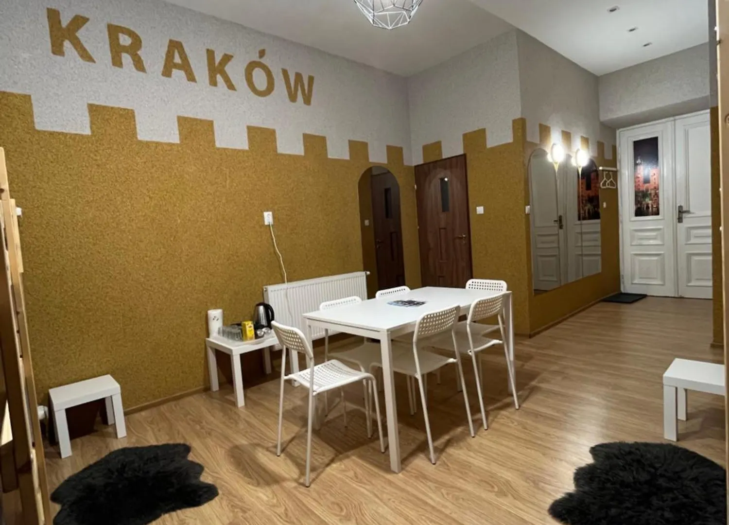 Girls Hostel Krasków