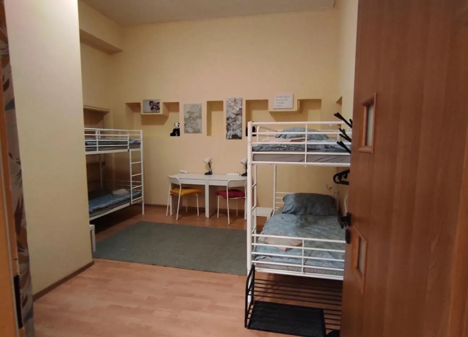 Girls Hostel クラクフ
