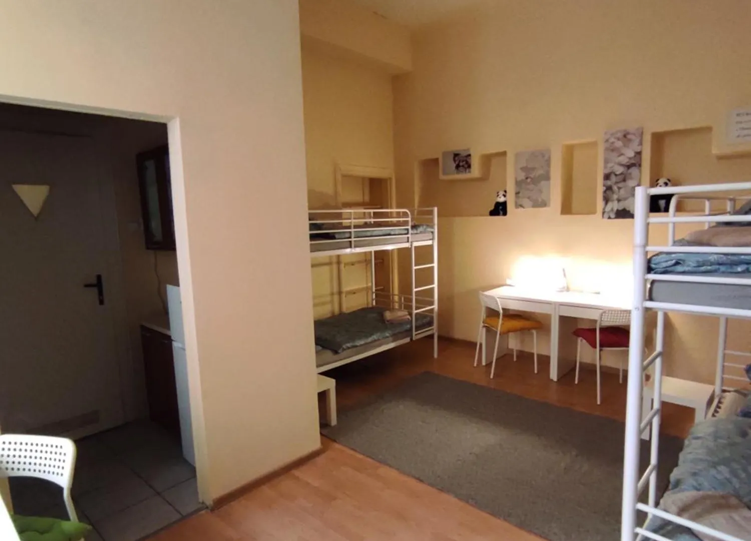Girls Hostel クラクフ